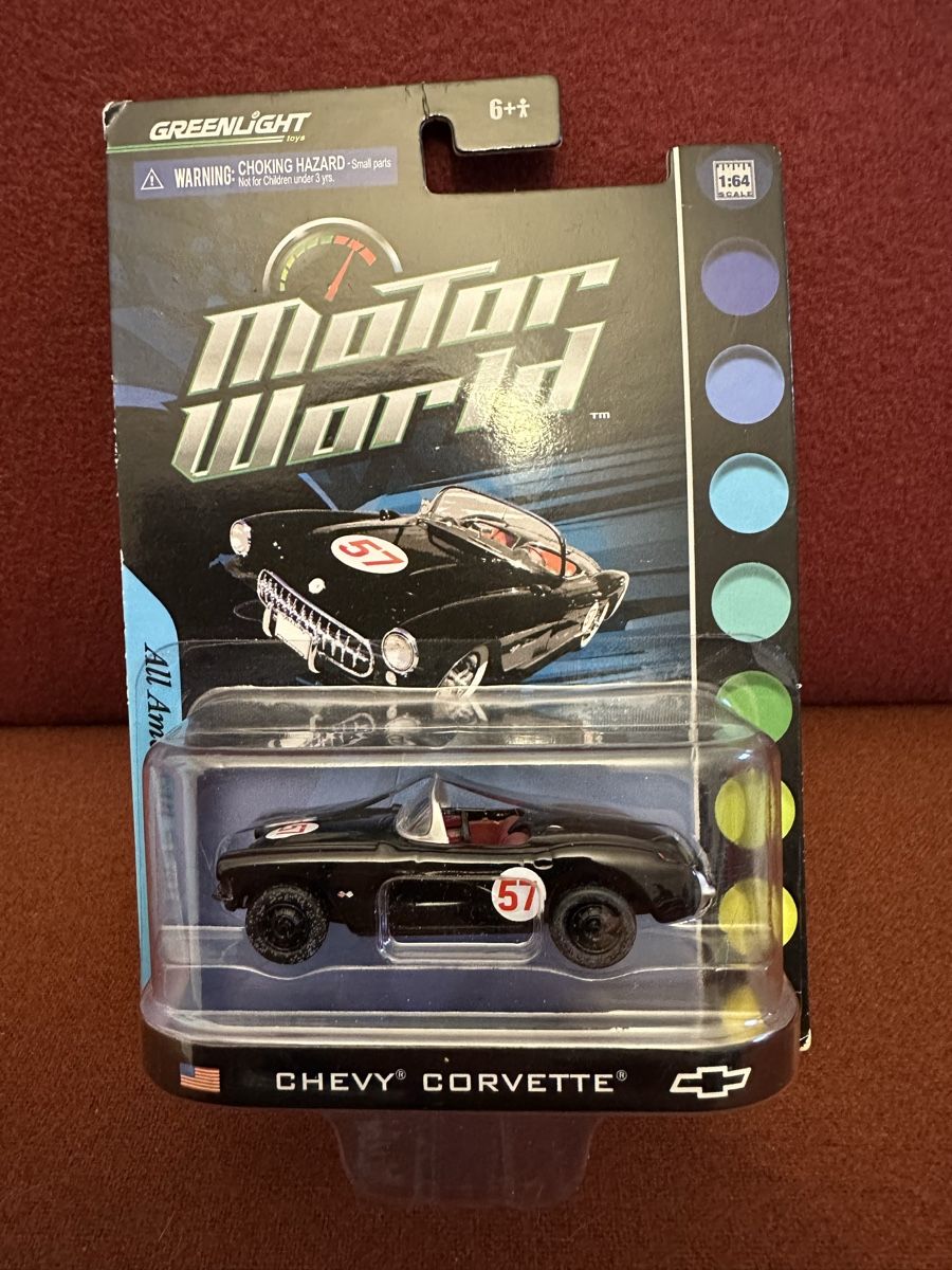 Chevrolet Modellini d'auto: 4 Chevrolet Corvette Modelle 1:64 – Nuovo e nell'imballaggio originale da Bern venduto da 3636-agb 4