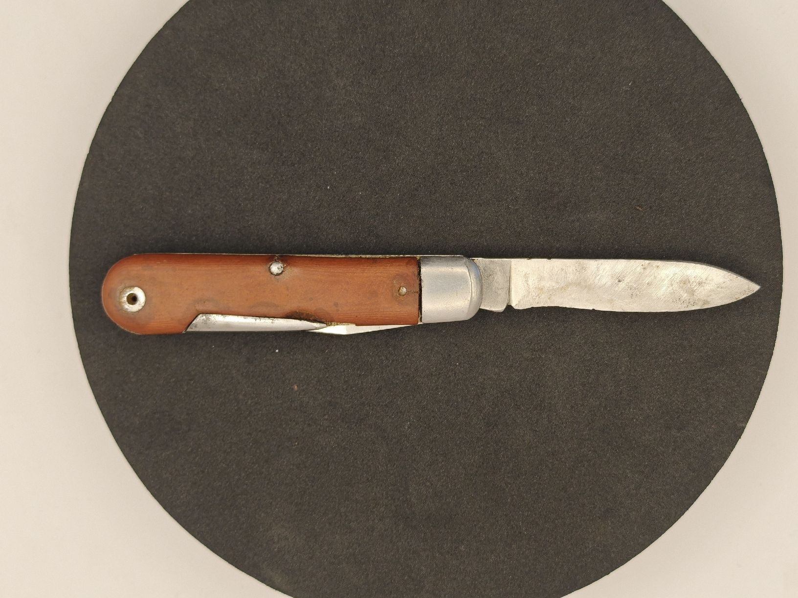 Victorinox Coltelli tascabile: Altes Victorinox Taschenmesser – Usato da Ottikon venduto da Kolibri-81