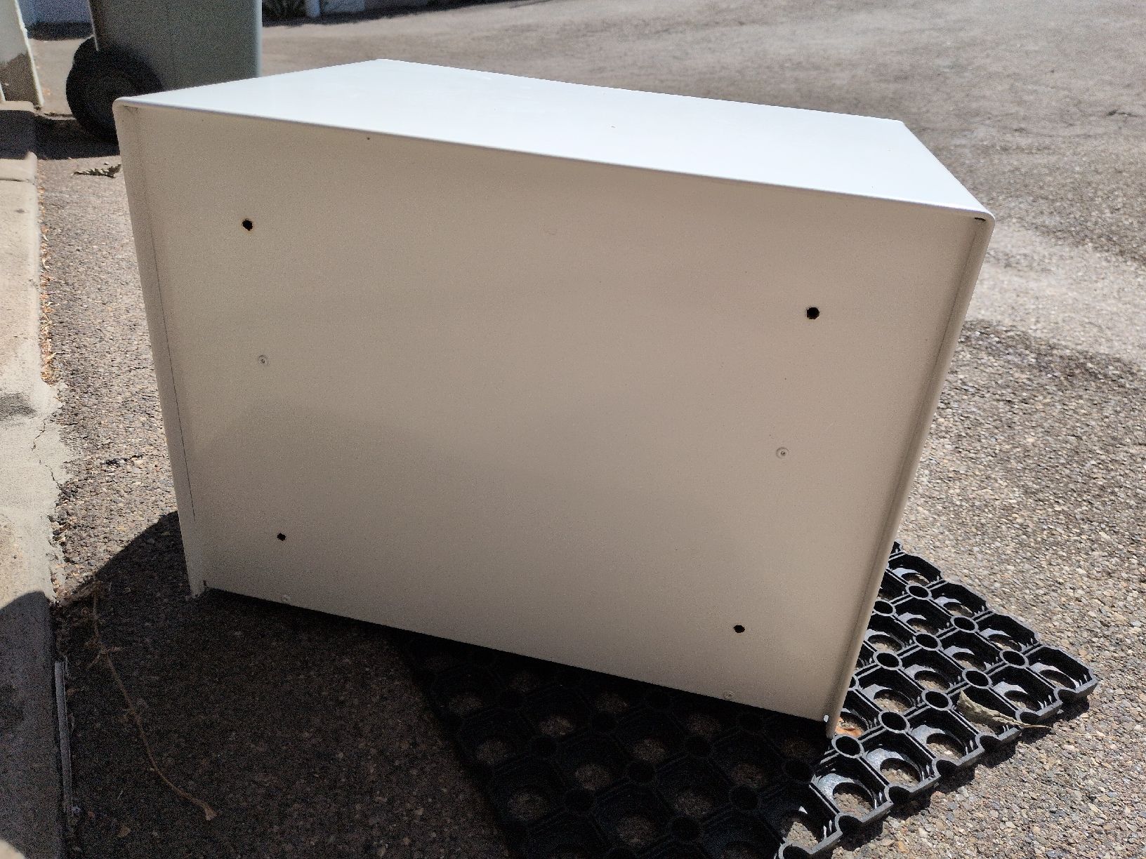 Sonstiges für Haushalt & Wohnen: Briefkasten weiss (Huber) – Gebraucht aus Wil SG von Michael_hofmann 2