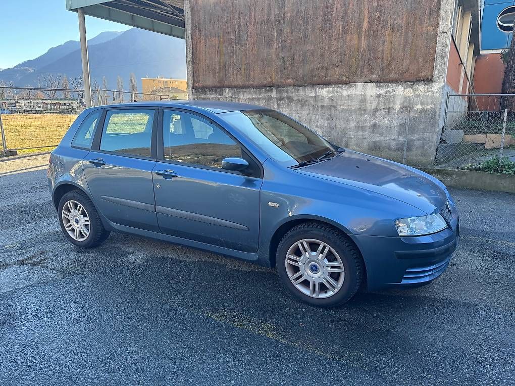 Fiat Autos: Fiat Stilo 1.8   16V – D'occasion à Gordola par ulf_6dmd 3