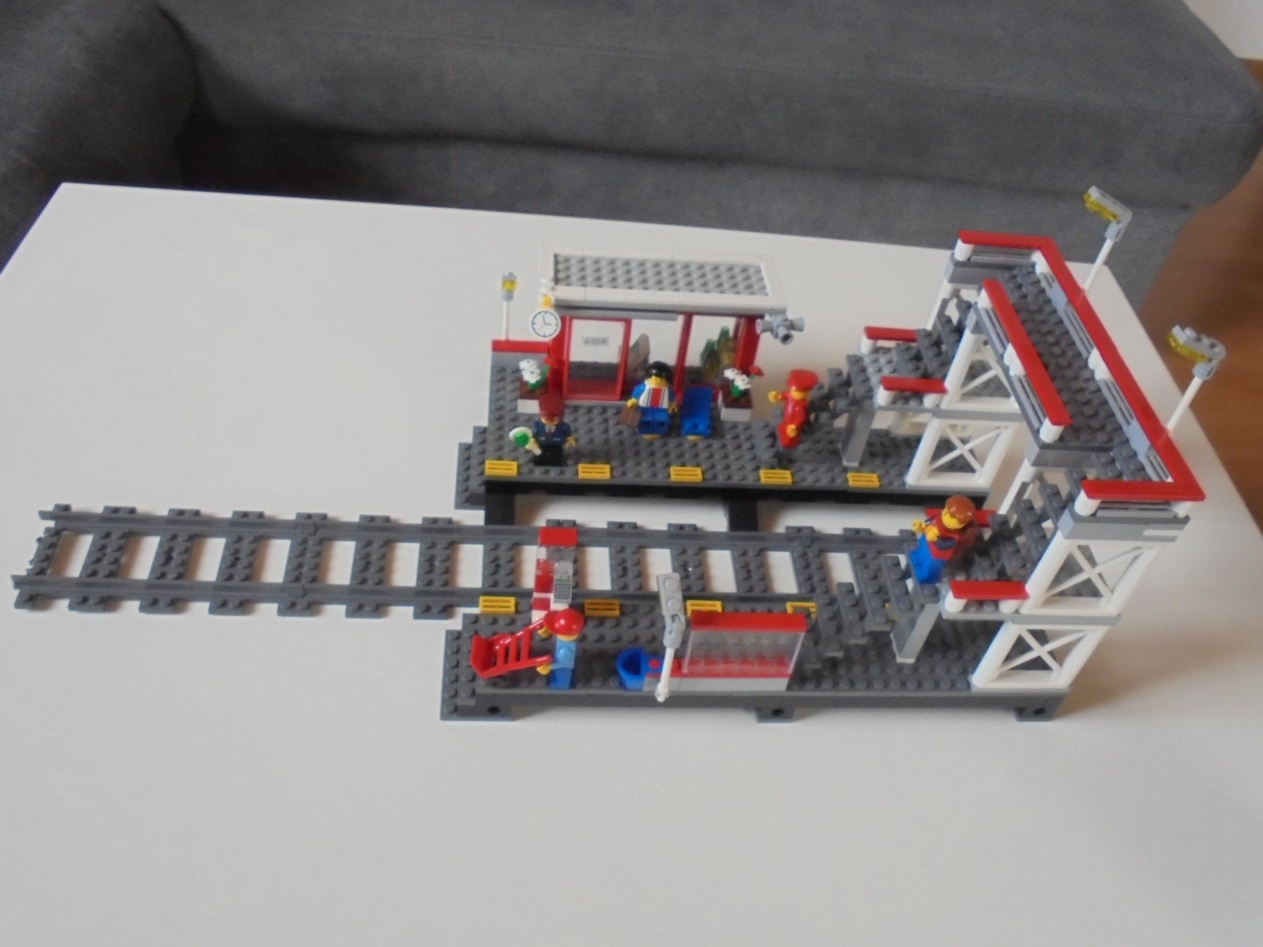 Lego Giocattoli: LEGO - EISENBAHN - BAHNHOF - 7937 – Usato da Gelterkinden venduto da ajdt4