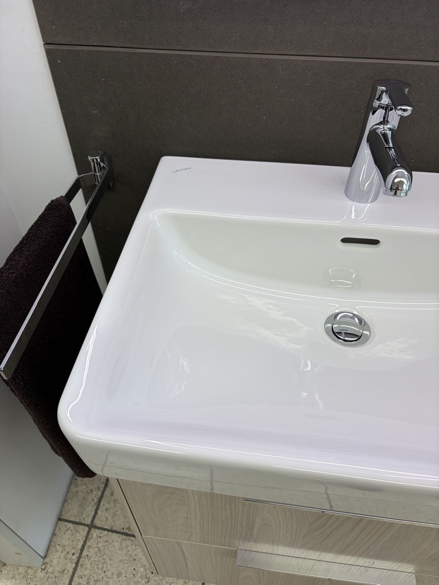 Laufen Installations & Meubles: Waschtisch mit Möbel – Neuf (Voir description) à Pratteln par andrea9669 2