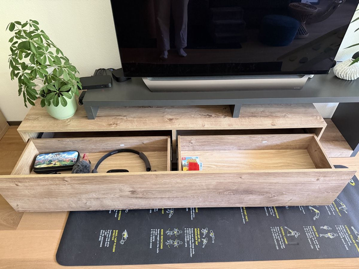 Mobili TV: Modern TV Stand – Usato da Zürich venduto da fed_l87t 2