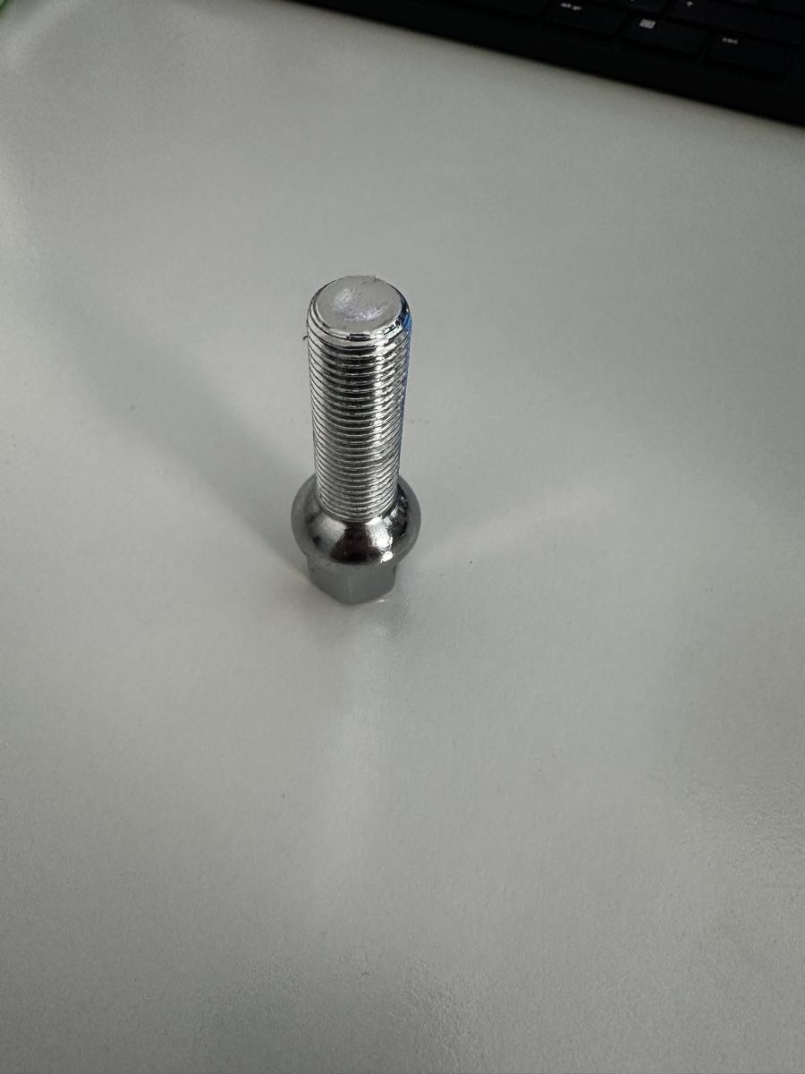 Tutti pezzi di ricambio auto: Radschrauben 10 Stück M14x1.5 – Nuovo e nell'imballaggio originale da Biel/Bienne venduto da 3dtm_Shop 4