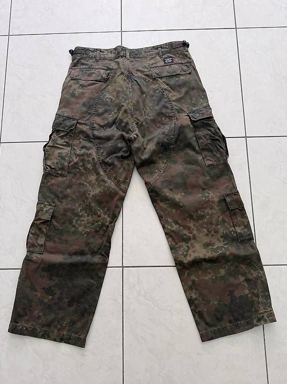 Pantaloni: Supreme Military Cargo – Usato da Urtenen-Schönbühl venduto da nino.cio 1
