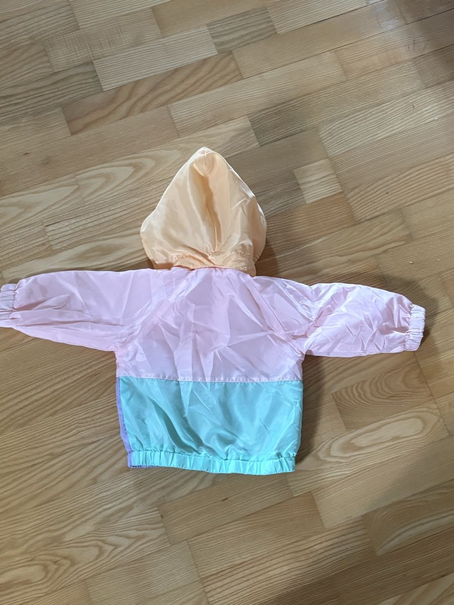 H&M Giacche & Cappotti: Regenjacke Baby Gr. 68 – Usato da Kriens venduto da aloha19 1