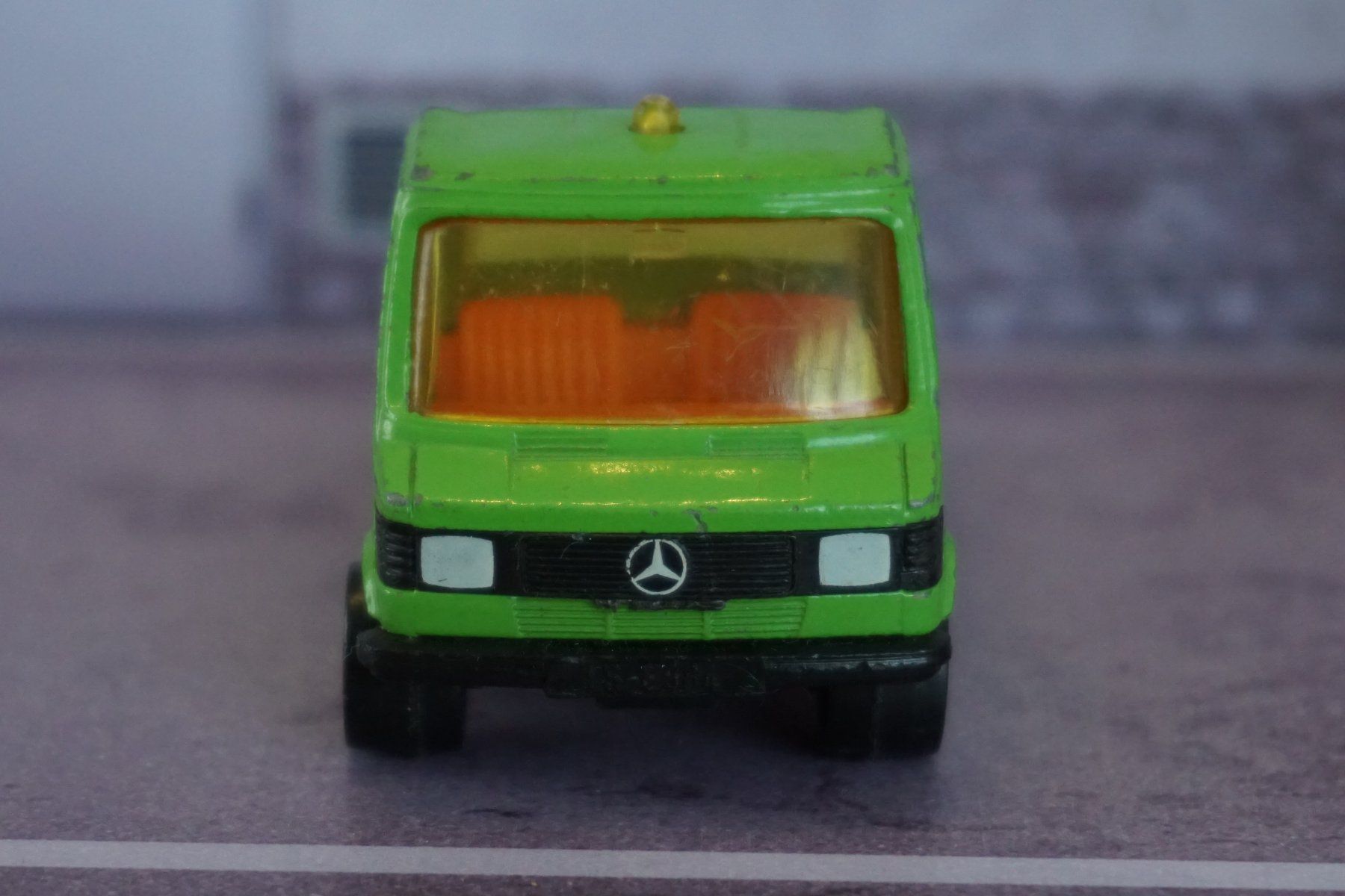 Siku Modellini d'auto: Siku Mercedes 208 Def. !!!!!!!!!! – Difettoso da Reiden venduto da Doppeldecker69 3
