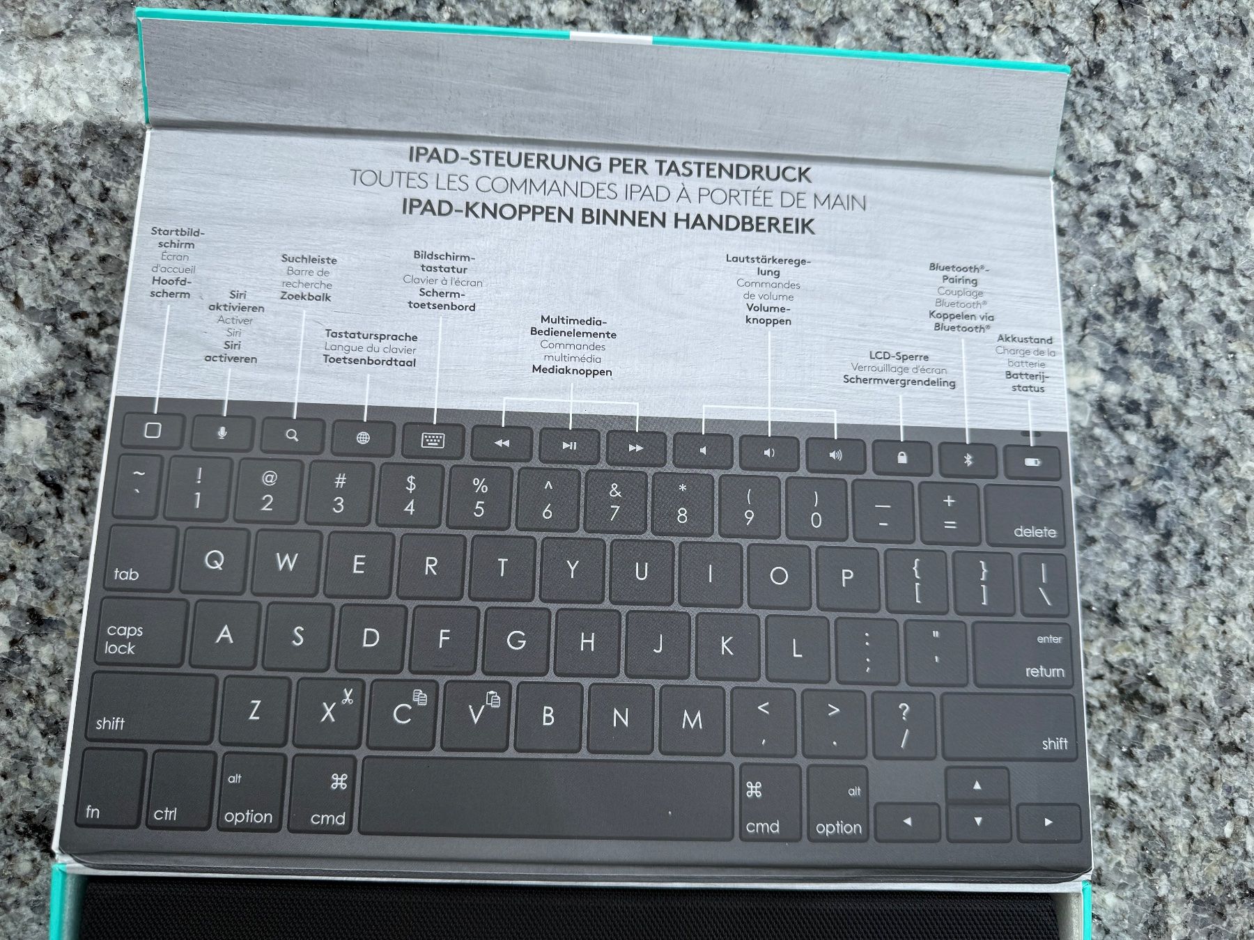 Claviers: Logitech Slim Folio iPad Tastatur Neu – Neuf avec emballage d'origine à Wängi par Uapd4 5