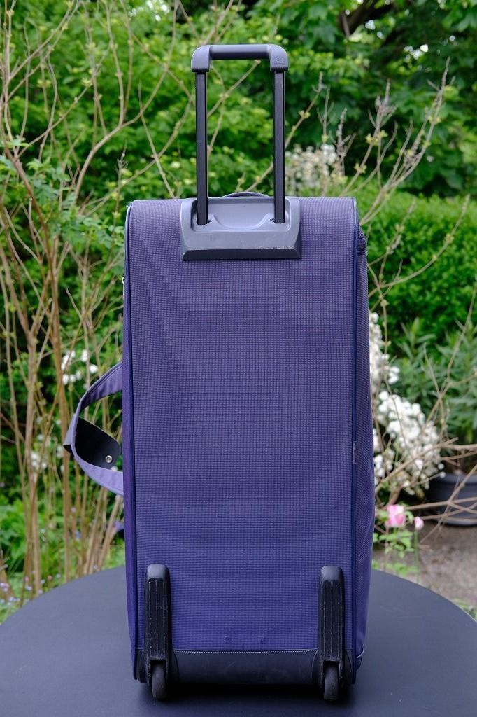 Samsonite Borse: Reisetasche Samsonite mit Rädern – Usato da Muttenz venduto da Montreal1986 4