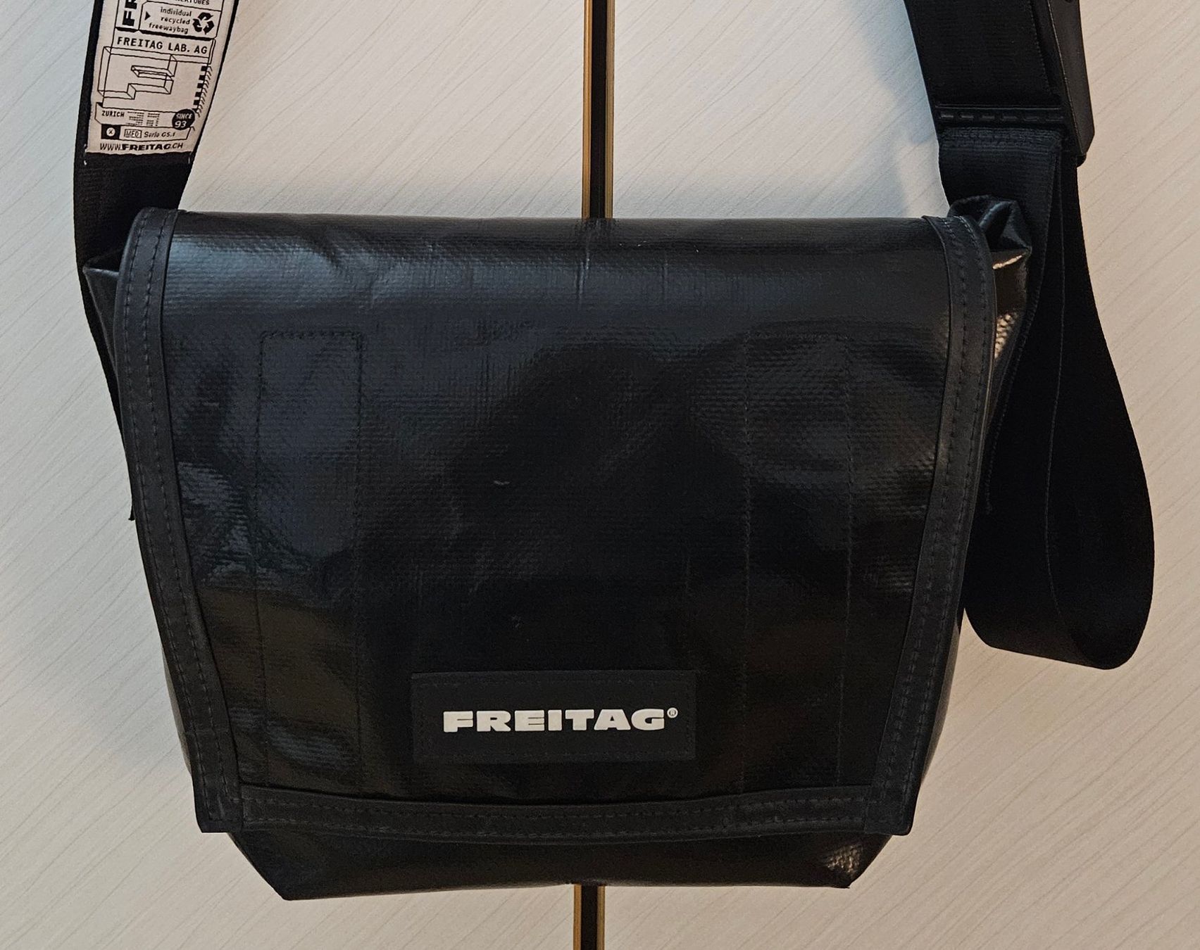 Freitag Borse: Sac Freitag F11 Lassie Black – Usato da Biel/Bienne venduto da ypsillon 1