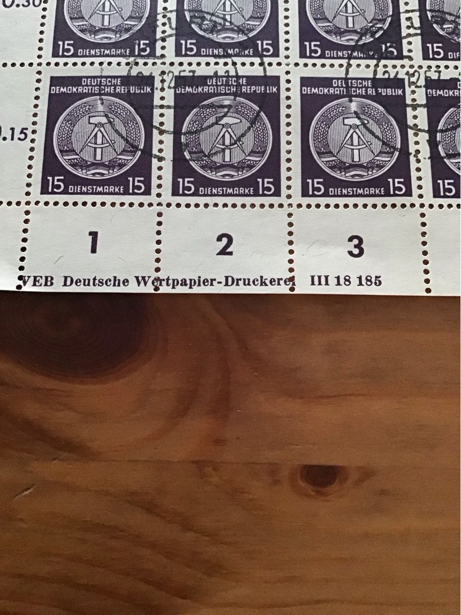 Tous les timbres: Briefmarkenbogen DDR – Neuf (Voir description) à Bettwiesen par Jumpingfox 3