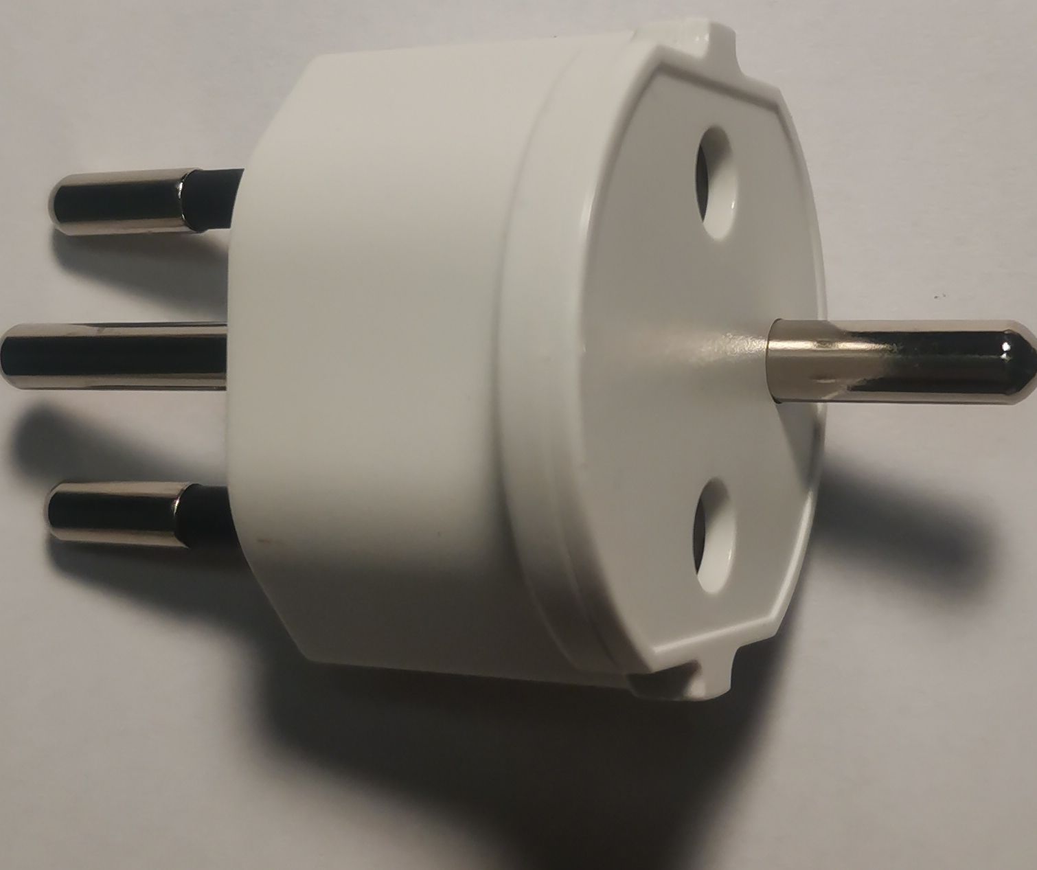 Unità & Adattatore: Schweizer Stecker, 3-polig auf EU, Adapter Weiss, neuwertig – Nuovo e nell'imballaggio originale da Winterthur venduto da Deins_8j77