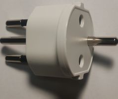 Schweizer Stecker, 3-polig auf EU, Adapter Weiss, neuwertig