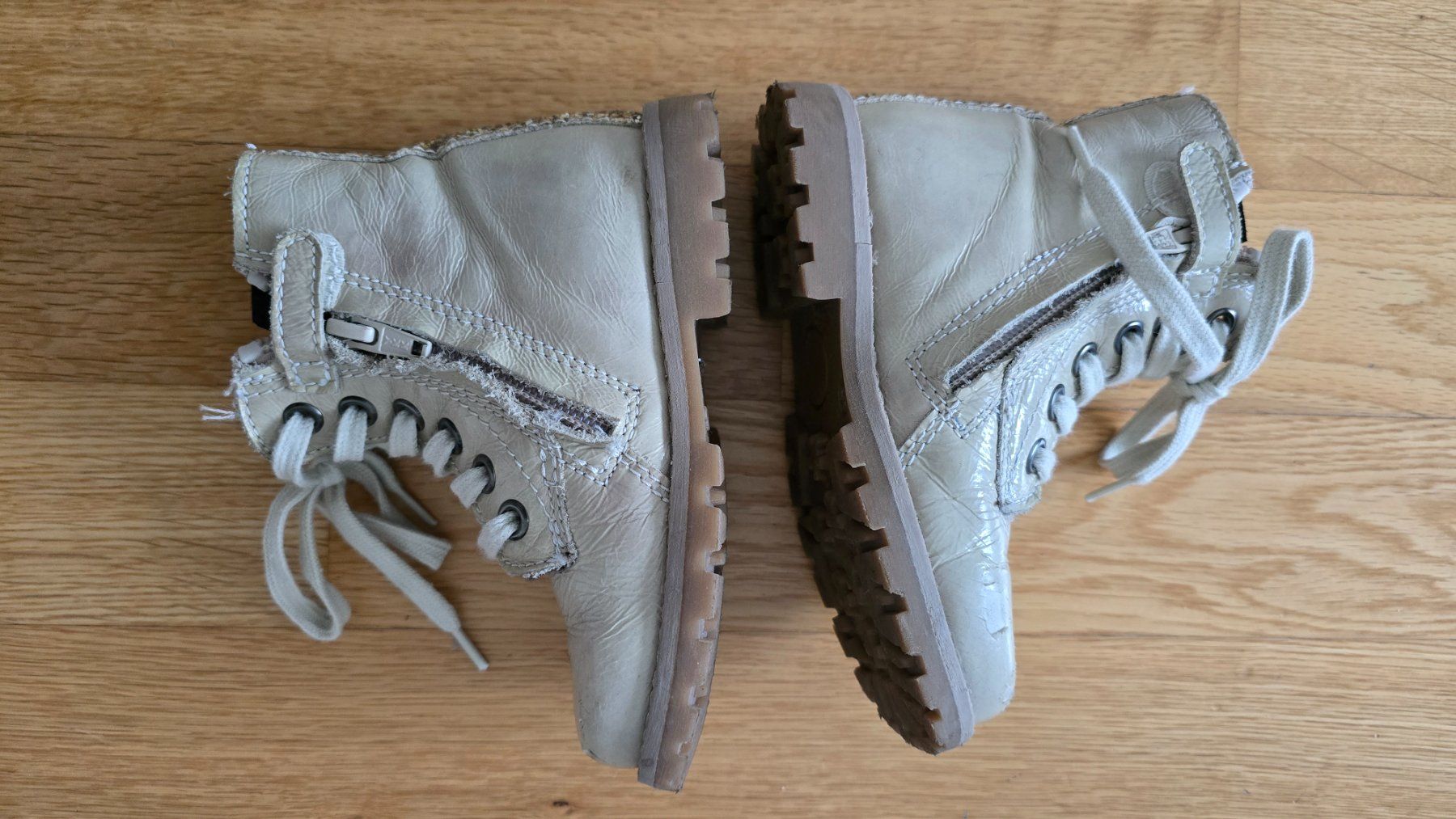Scarpe per ragazze: Clic! Winterschuhe gr.25 – Usato da Zürich venduto da Simfa 1