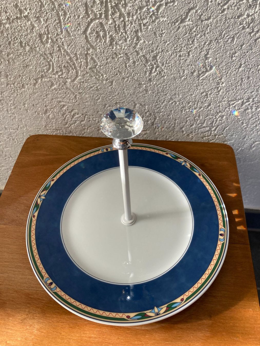 Piatti: Etagere mit geschliffenem Glaskopf – Usato da Subingen venduto da ArtBead 2