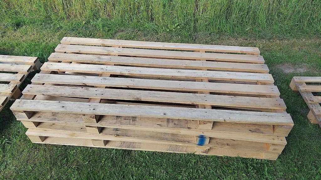 Pallets: Palette 2m x 1m (4 Stück) – Usato da Windlach venduto da Gluteus