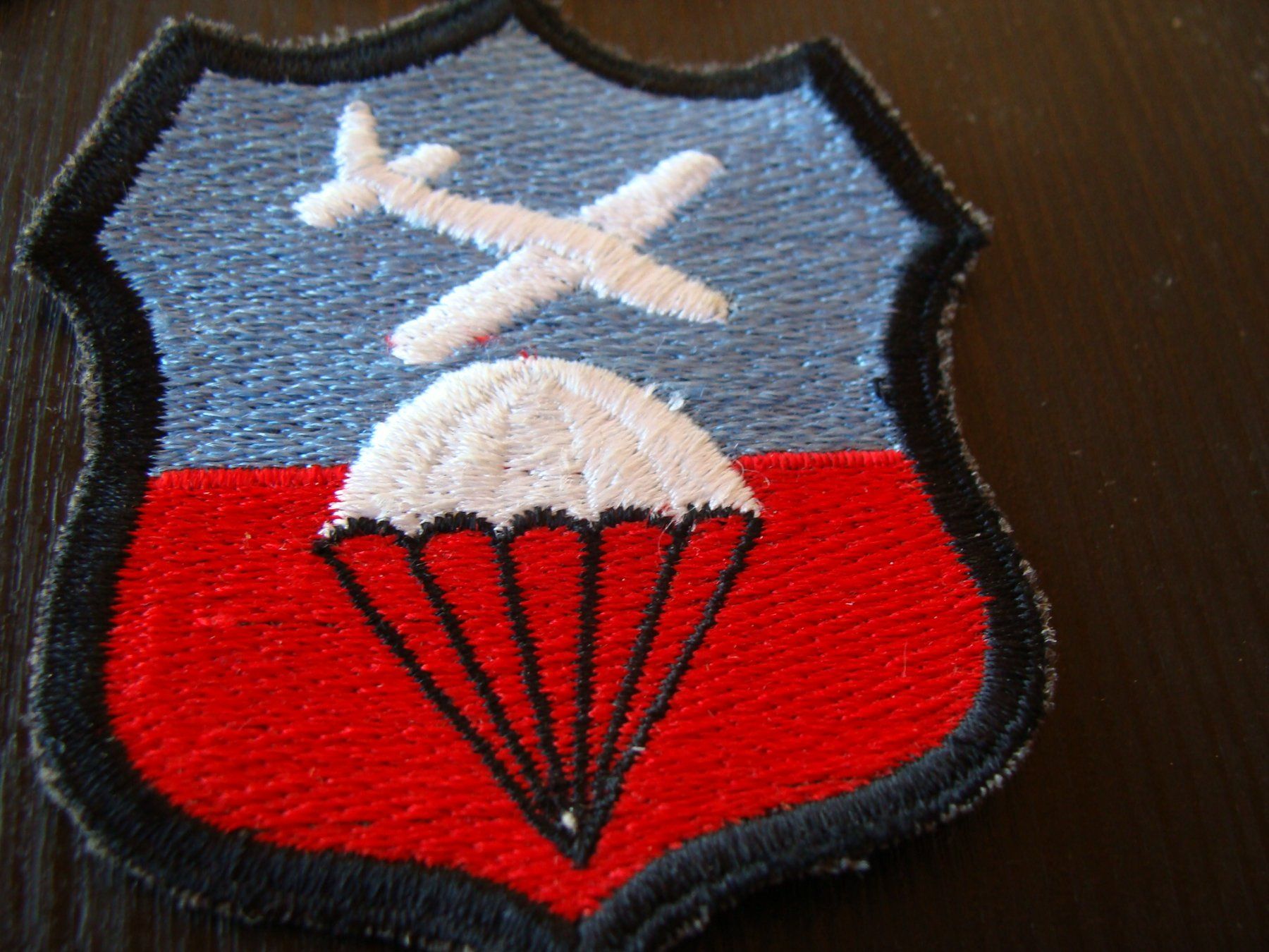 Plaquettes & Badges: Petit lot divers – D'occasion à Cuarny par hen_g7hn 2