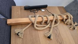 Hängelampe Holz mit Seil und Lampenfassung Lampe