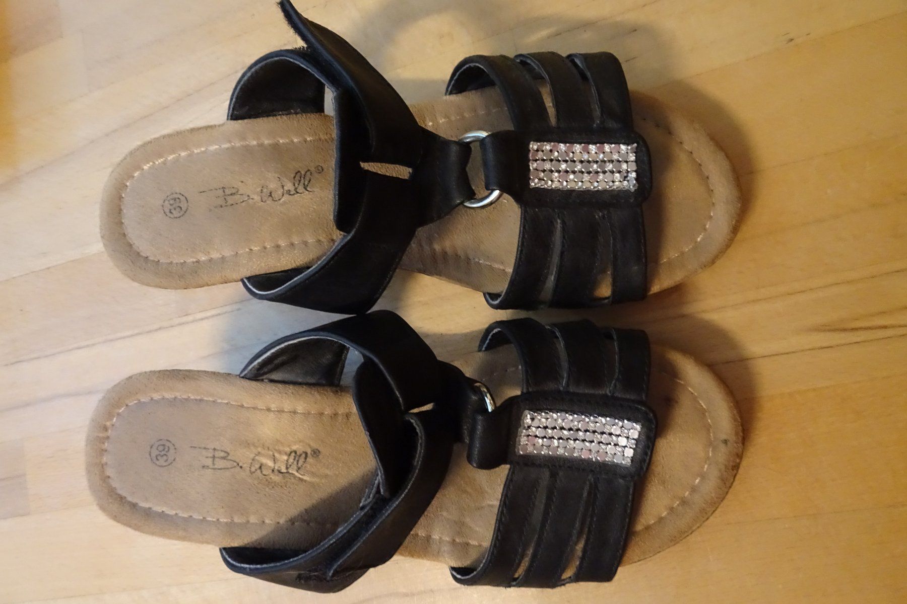 Scarpe da donna: Sommer Schuhe mit 6.5 cm Absatz Gr. 39 – Usato da Strengelbach venduto da schmetterling20 1