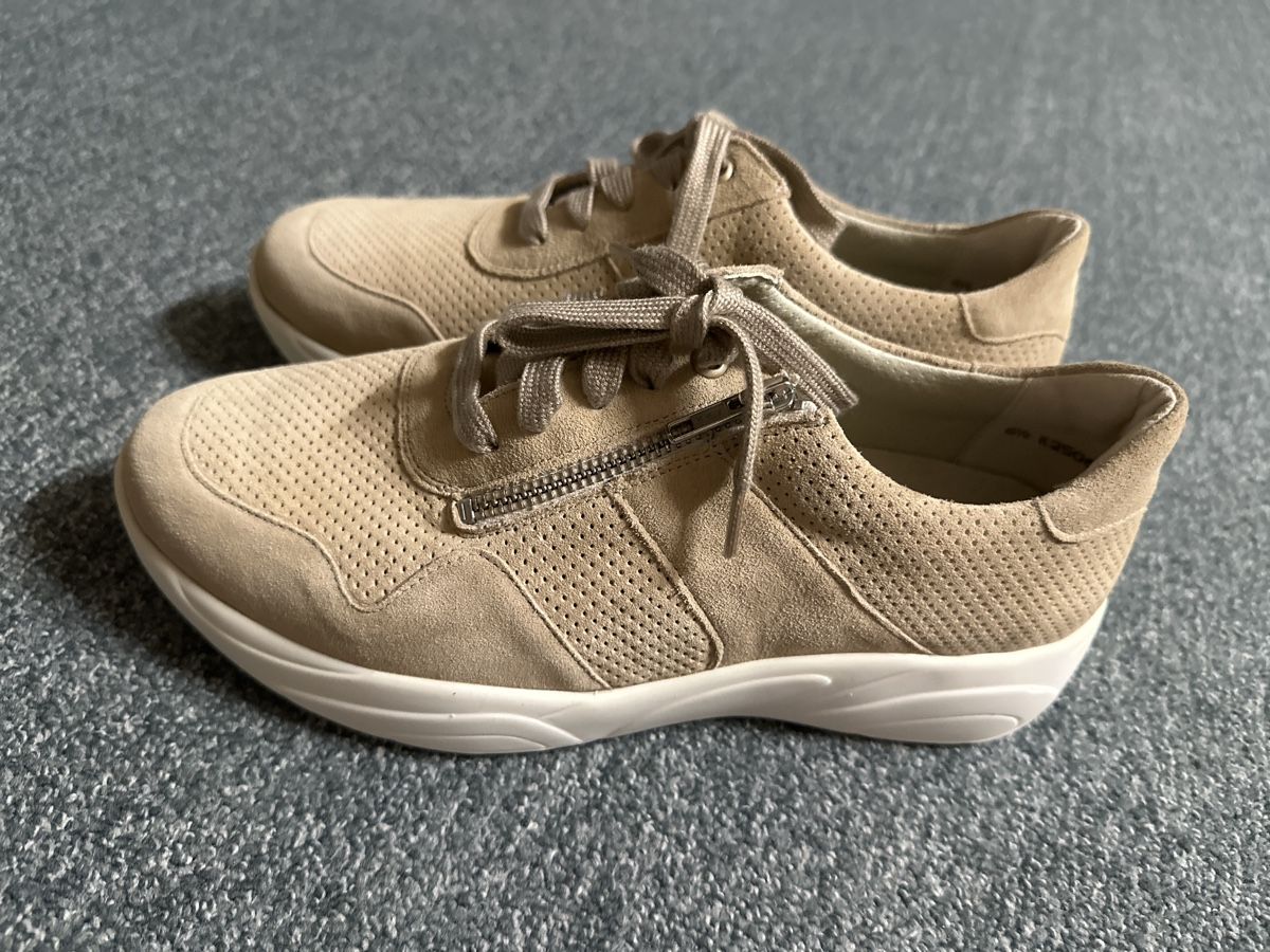Chaussures femmes: Solidus Halbschuhe Gr 39.5 neu  – Neuf avec emballage d'origine à Baltschieder par YmroBe 1