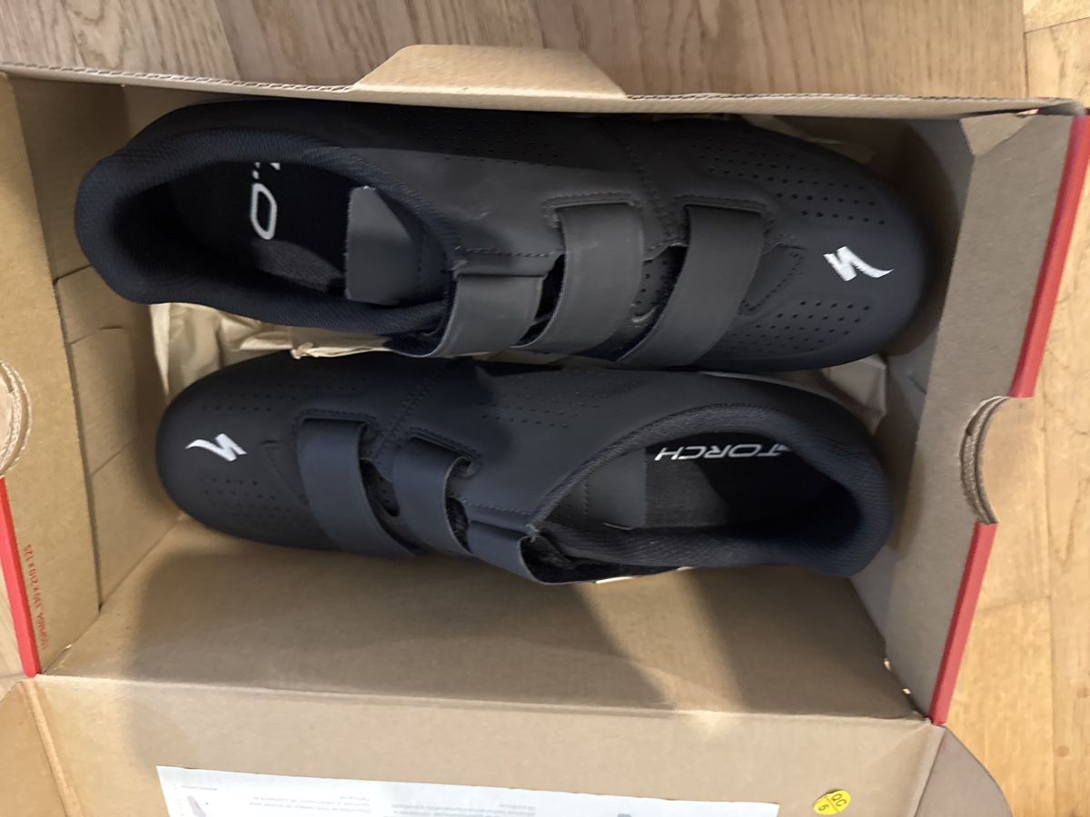 Specialized Scarpe da uomo: Specialized Torch 1.0 Rennradschuhe, Grösse 46, Neue – Nuovo e nell'imballaggio originale da Solothurn venduto da Leo2207 3