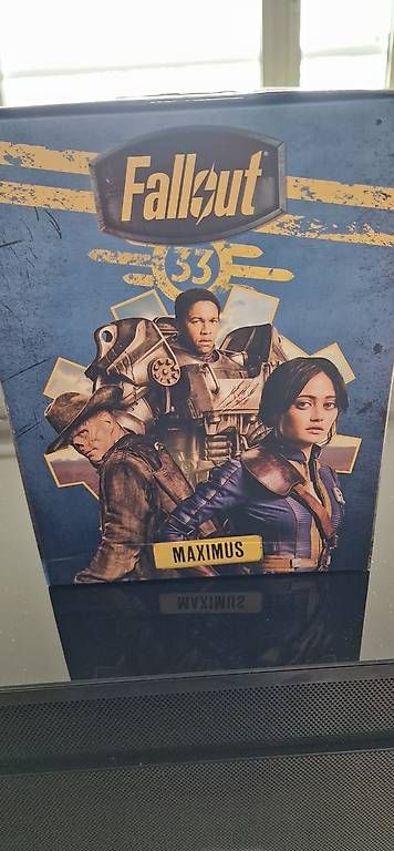 Statuette: Fallout Figur Maximus 25cm – Usato da Birr venduto da eisnov95 3
