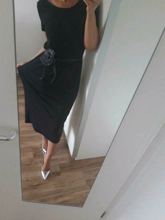 2 Sommerkleider in navy und rosé-weiss, Gr. 36/38 bis 38