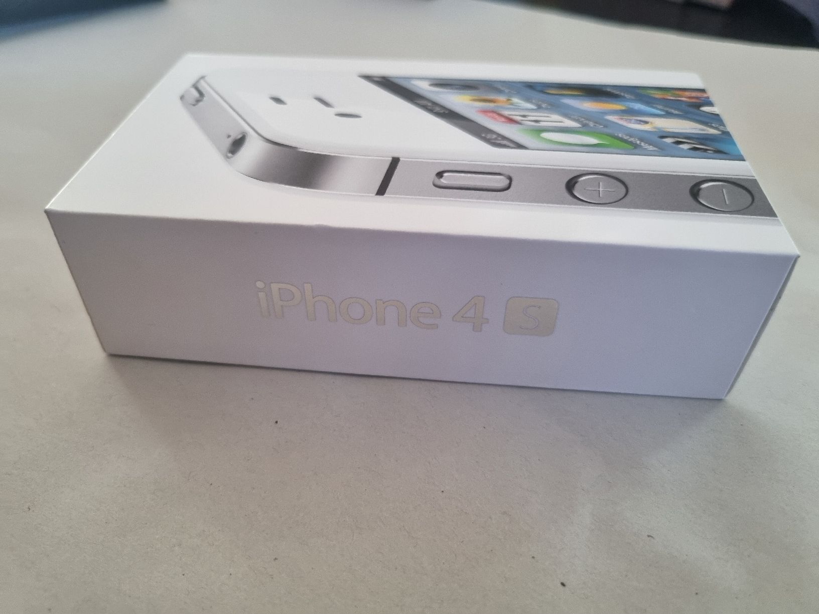 Apple Handys / Smartphones: iPhone 4s boîte vide excellent état – Neu (gemäss Beschreibung) aus Vésenaz von labonnevente83 1
