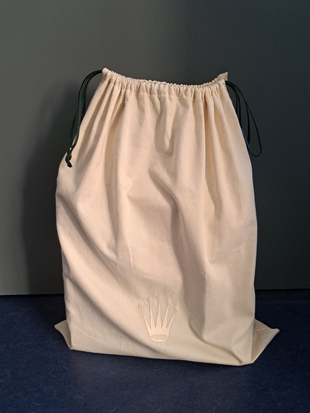Rolex Borse: Orginal grüne Rolex Shoppingbag Leder – Nuovo (secondo la descrizione) da bad zurzach venduto da jue_5xhl 7