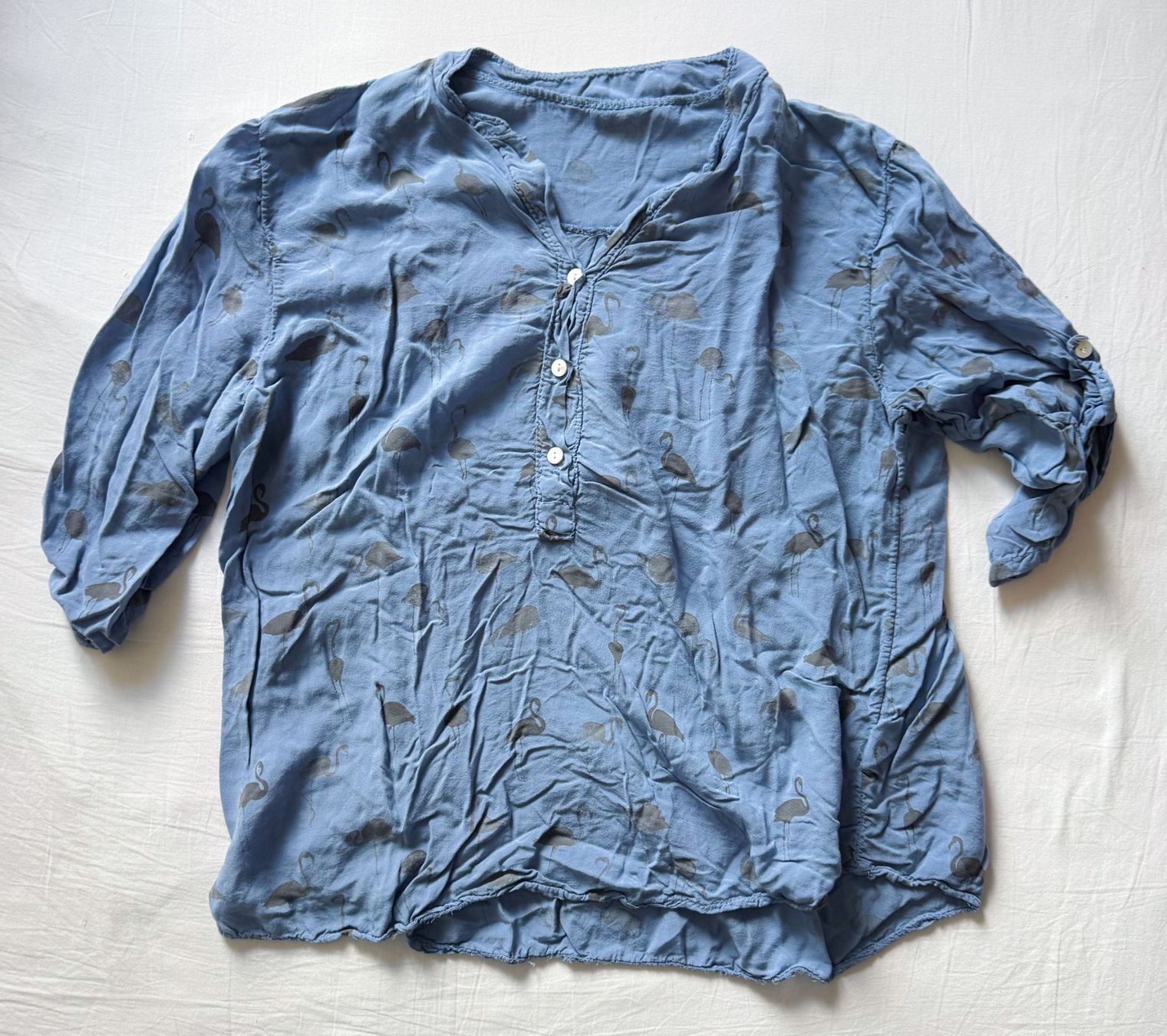 Blusen: Bluse Oberteil leichte Bluse Damen Flamingo Muster – Gebraucht aus Biel/Bienne von tim_pww5