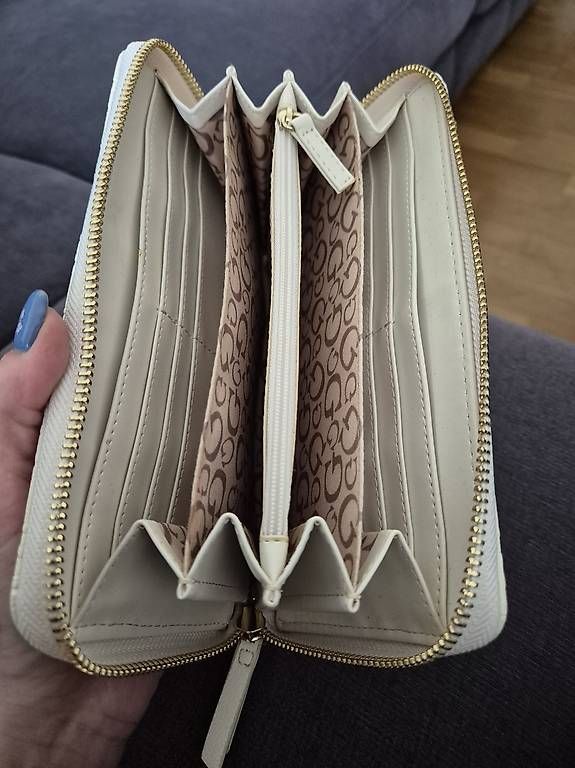 Portamonete: Guess Portmonnaie Neu – Nuovo e nell'imballaggio originale da Zürich venduto da Lotusblume88 1