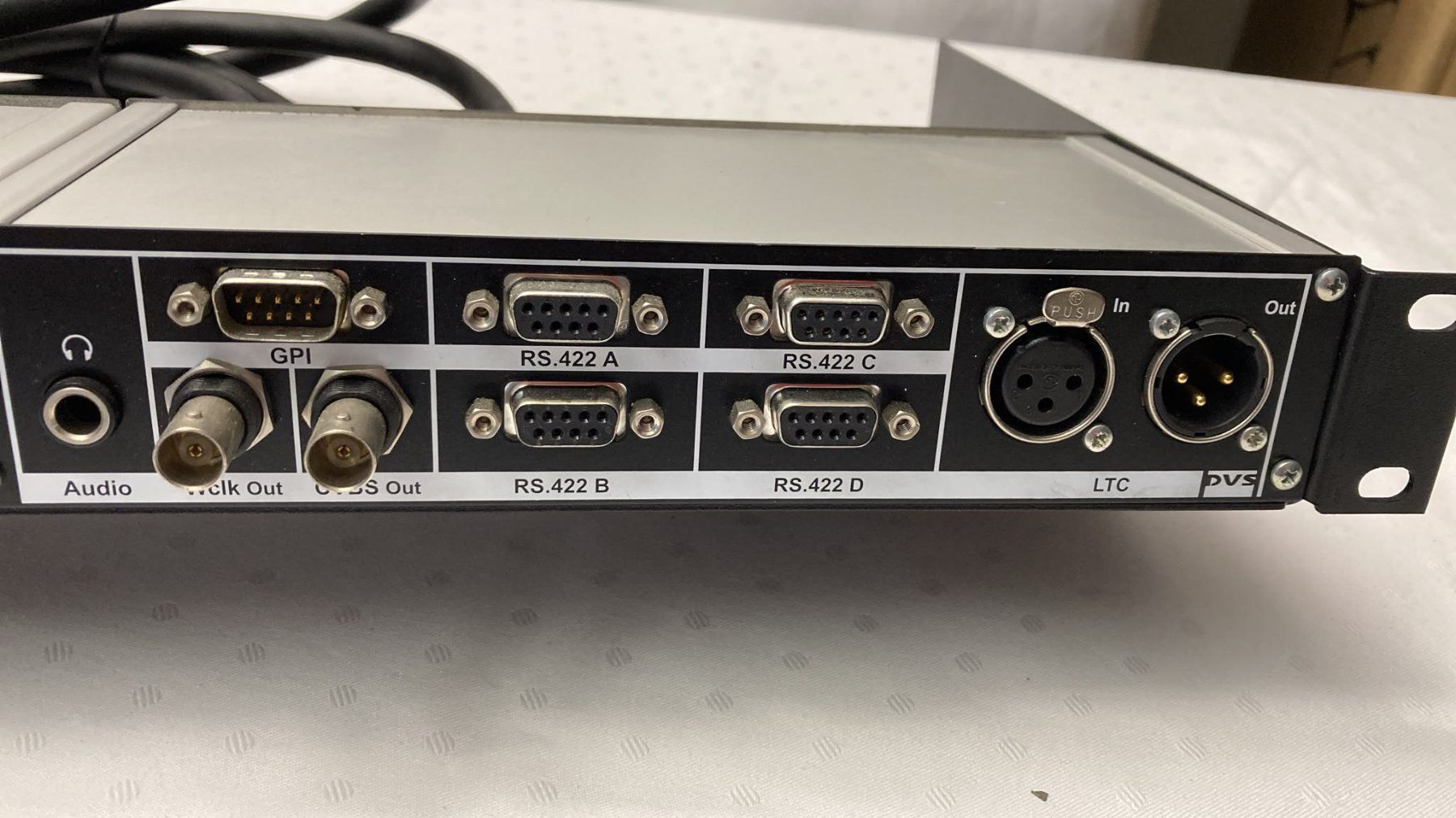 Componenti elettronici: DVS 19" Breakout Panel 1HE – Audio & RS-422 Interface – Usato da Dietikon venduto da Rima57 2