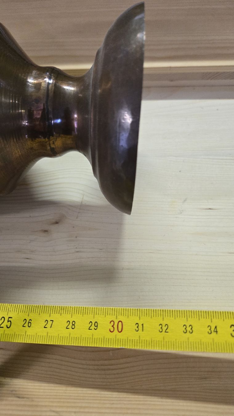 Vase & Récipients: Antike Kupfervase mit Blumenmuster – D'occasion à Uzwil par BrokiFloh 1