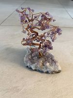 Amethystbaum auf Kristallsockel  handgefertigte Dekoration