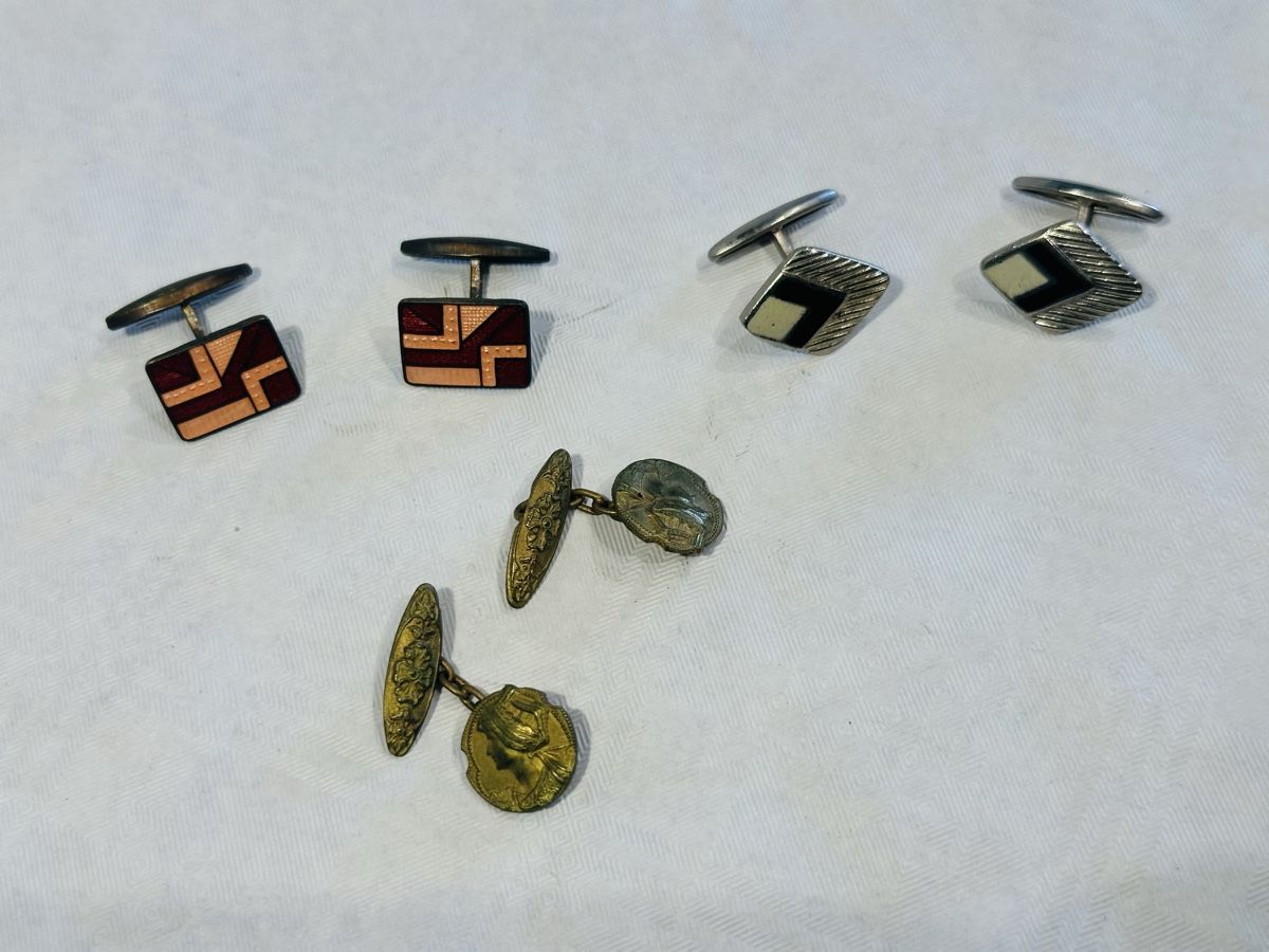 Gemelli: Vintage Manschettenknöpfe Art Deco – Usato da Basel venduto da clearpixel