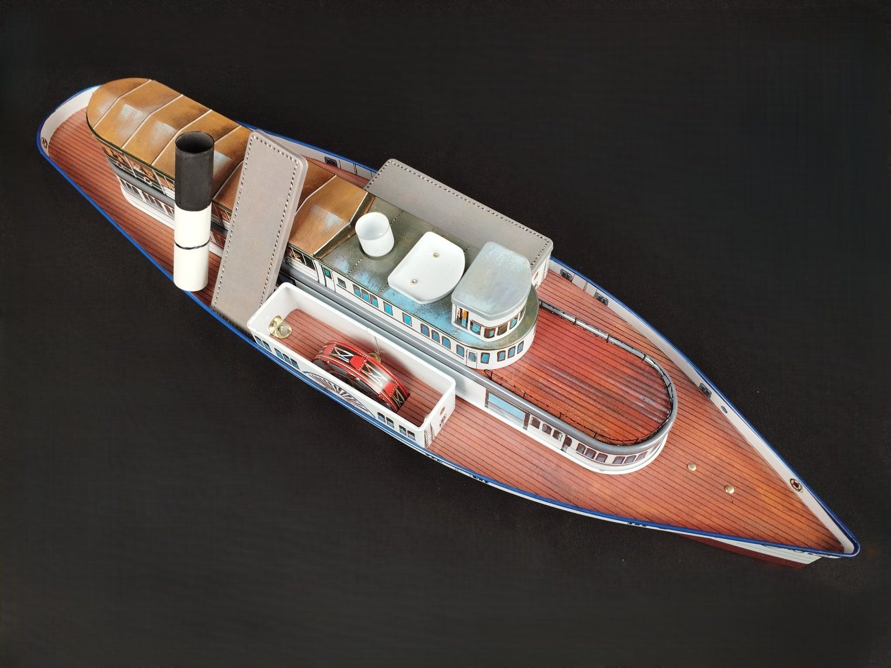 Kit di modellismo & Modellini statici: LÄCKERLI HUUS Basel Raddampfer Uri – Usato da Schübelbach venduto da Restwert_Schubelbach 1