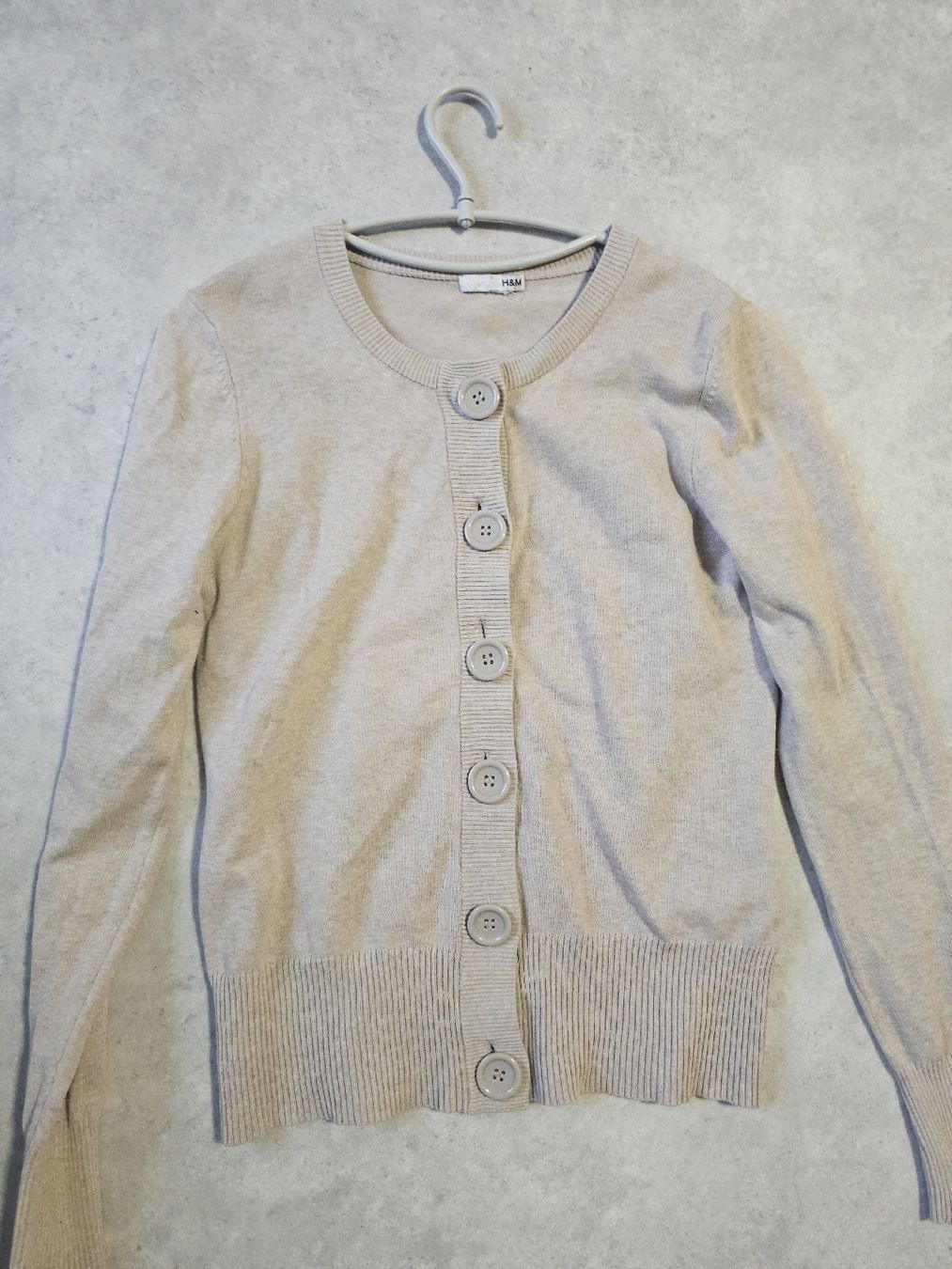 H&M Gilet & Giacche senza maniche: Cardigan H&M beige clair, taille S/M – Usato da Sornetan venduto da T.a333