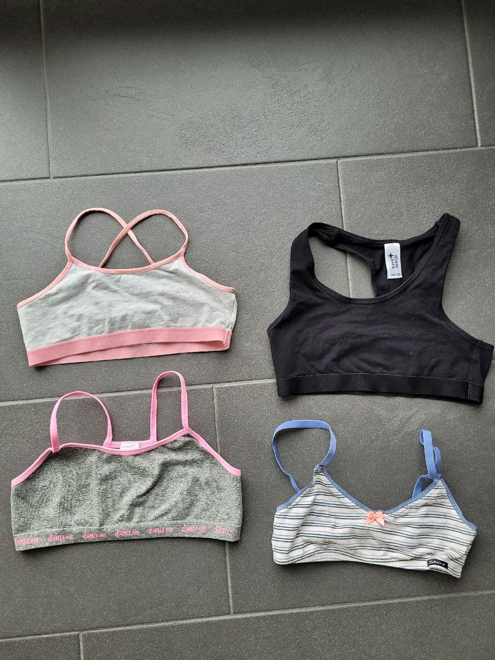 Biancheria intima: BH Bustier Set 146/152 – Usato da Erlinsbach SO venduto da Elso72