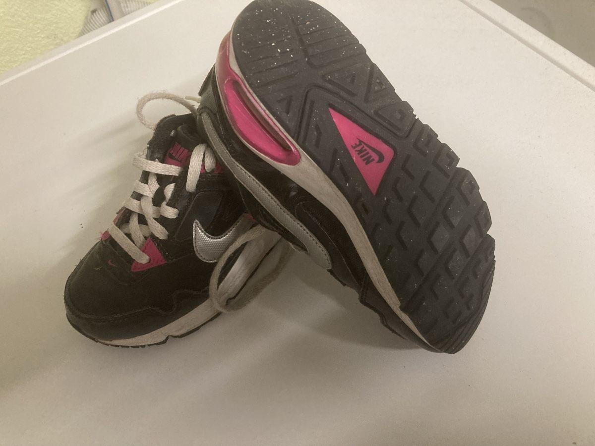Nike Scarpe per ragazzi: Nike Air Schuhe – Usato da Lupsingen venduto da Butzelma 1