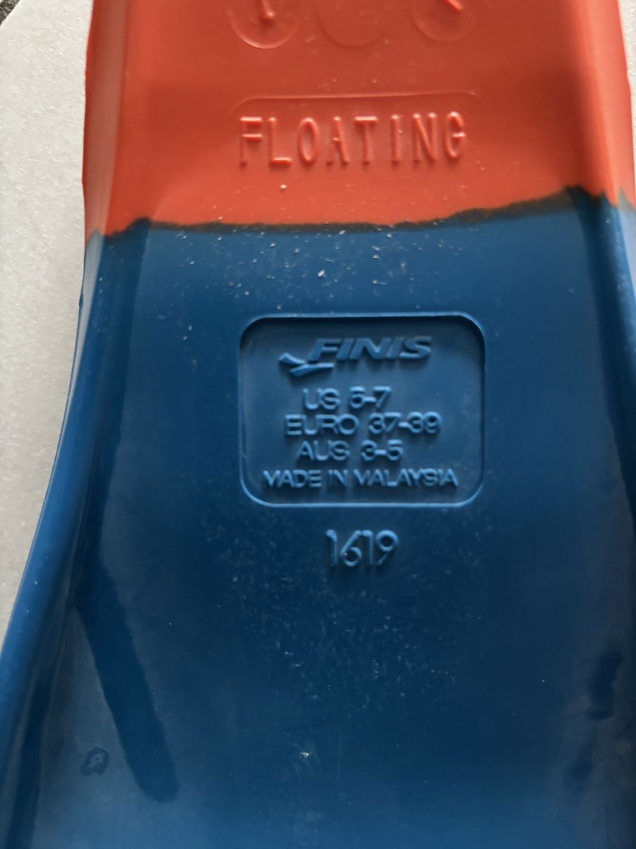Pinne, Maschere & Boccagli: Finis Floating Flossen Gr. 37-39 – Usato da Winterthur venduto da NatMet11 2