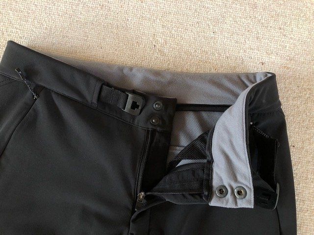 Haglöfs Pantaloni: Haglöfs Herren Softshell Outdoor Hose elastisch – Nuovo (secondo la descrizione) da Berg am Irchel venduto da EsHiWa 2