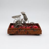 Detaillierte Miniatur-Rikscha