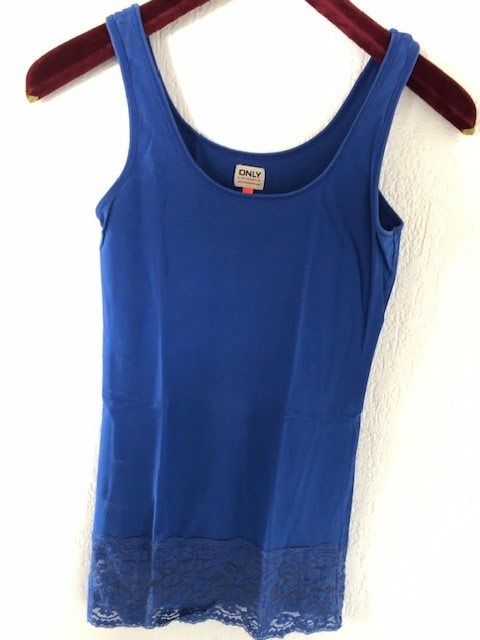 Lotti di vestiti: T-Shirts/Trägershirts Gr. M – Usato da Bachenbülach venduto da danielaa0102 4