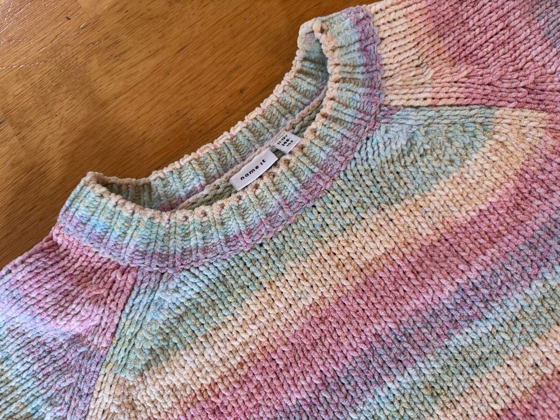 Name It Pullover & Sweatshirts: Name it! Mädchen Pullover, Grösse 146/152, Top Zustand! – Gebraucht aus Spiez von HomeShoppingSpiez 1