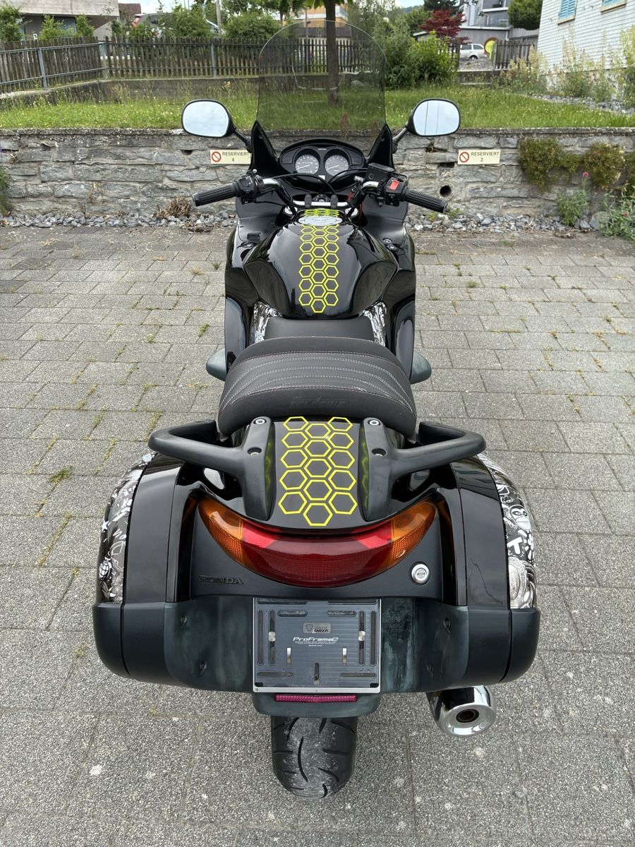 Honda Touring: Honda NT650V Deauville – Usato da Engelburg venduto da Pazo80 1