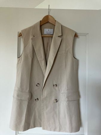 Sehr schönes Sommer Leinen Gilet von Stradivarius, Gr. M