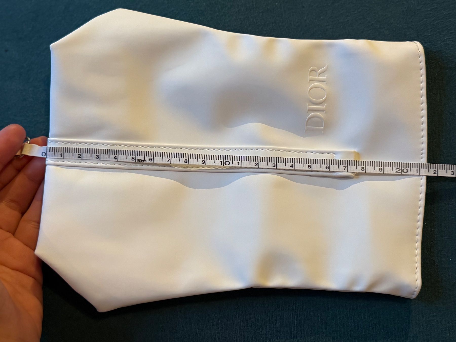 Dior Borse: Dior White Pouch – Nuovo e nell'imballaggio originale da Luzern venduto da sas_r89l 4