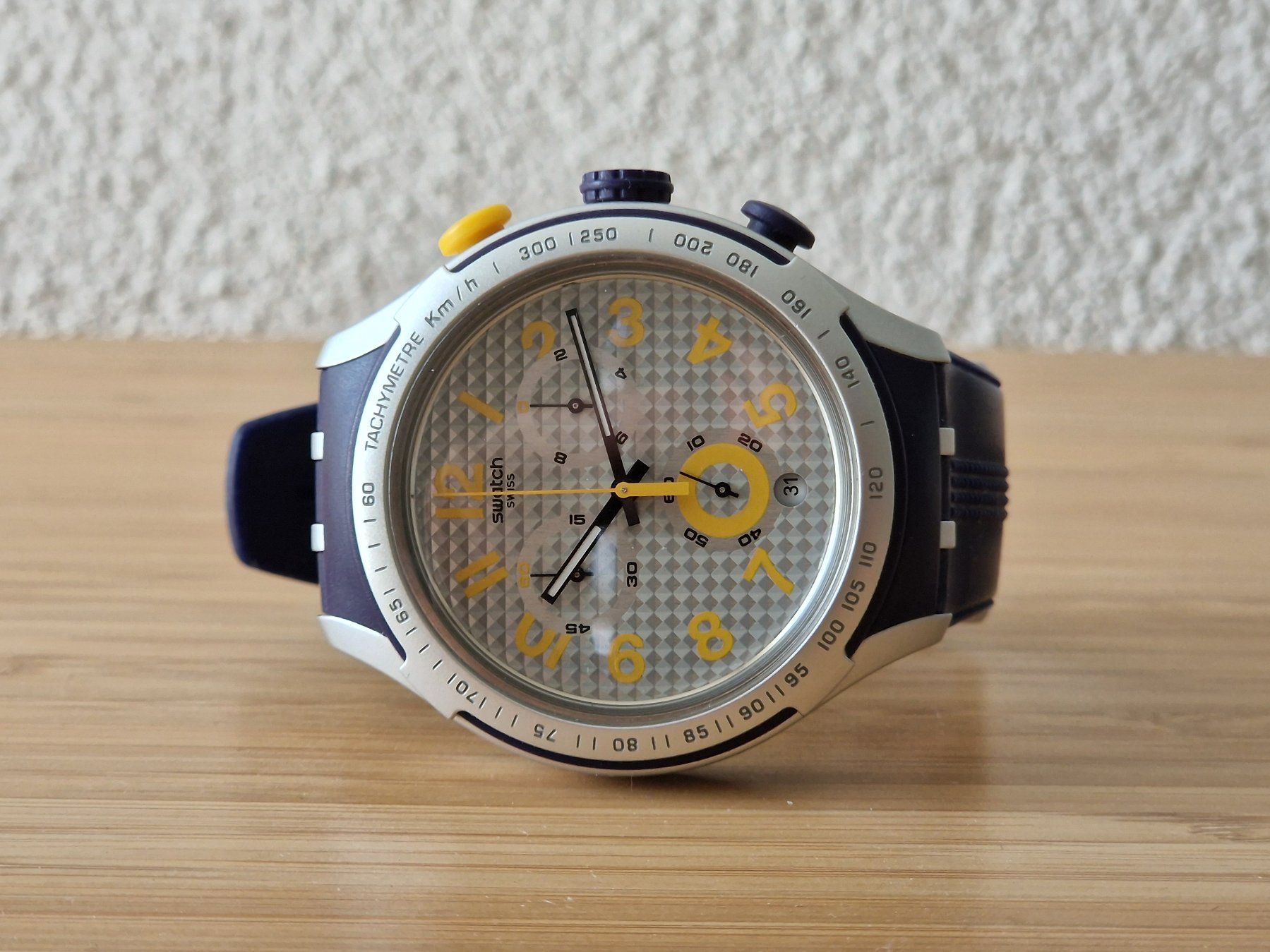 Swatch Montres: Swatch Yellow Pusher – Neuf (Voir description) à Dulliken par legacybuyer