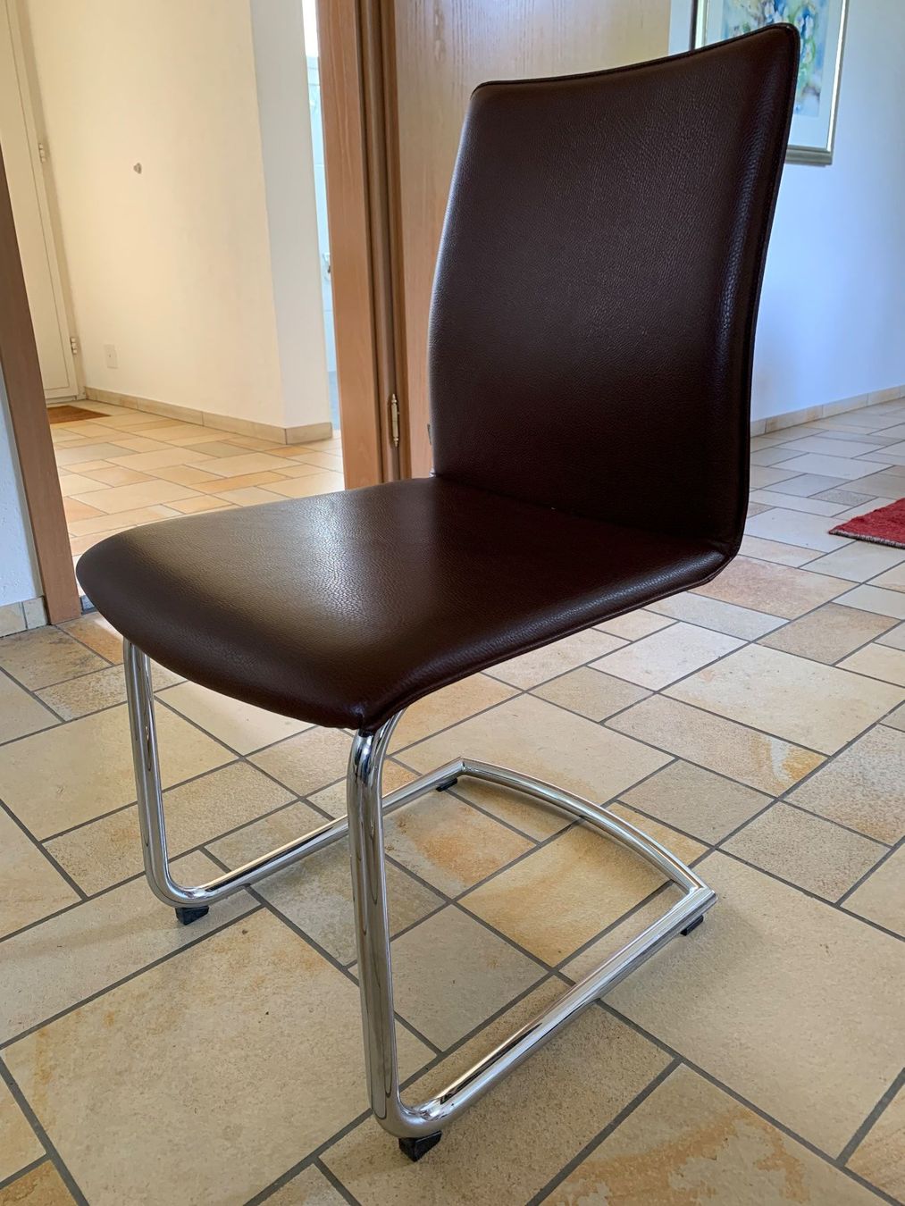 Chaises: 6 Leder-Stühle – D'occasion à Birr par Lotus23 4