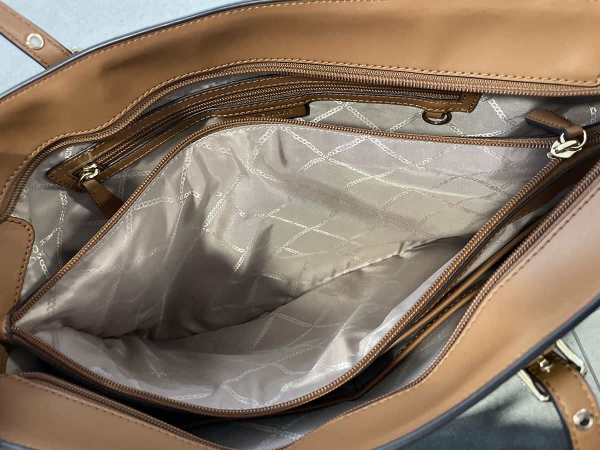 Michael Kors Borse da donna: Michael Kors Tasche neu – Nuovo e nell'imballaggio originale da Thalwil venduto da jan_h9wg 4